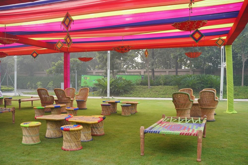 [Client] · Décor and experiential set-ups, photograph 1
